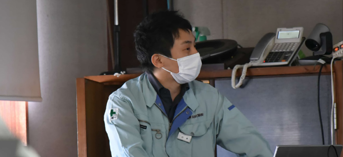 電車事業の担当者が営業活動や生産改善の内容を発表