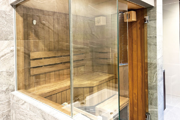 某個人邸サウナ＜国産サウナ用木材 ＳＡＵＭＯ＞