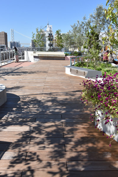 神戸市立垂水図書館＜ウッドデッキ：マクセラムPL＞