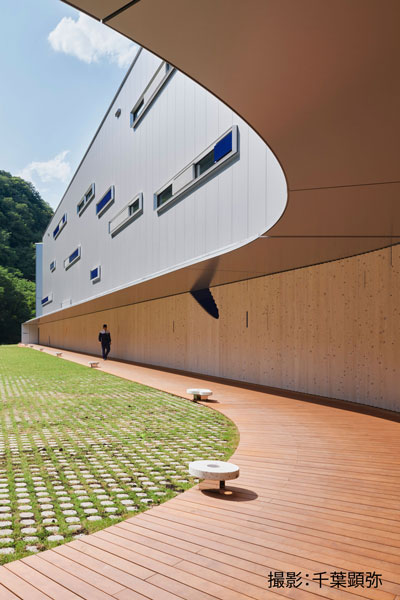 ナカニシ新工場M1＜ウッドデッキ：マクセラムPL＞