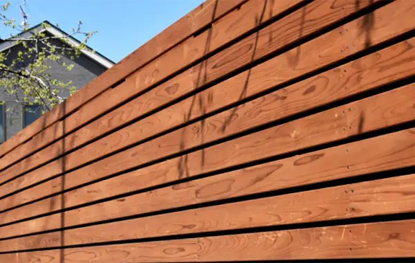 間伐材・地域産材を活用した木製フェンス、木製防護柵